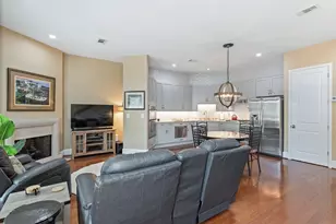 207 W Jackson St, Pensacola, FL 32501 - Photo 4