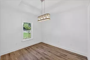 1607B 26th St, Niceville, FL 32578 - Photo 10