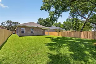 1607B 26th St, Niceville, FL 32578 - Photo 44