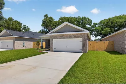 1607B 26th Street, Niceville, FL 32578 - Photo 2