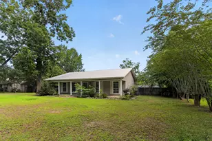 3017 Airport Rd, Crestview, FL 32539 - Photo 2