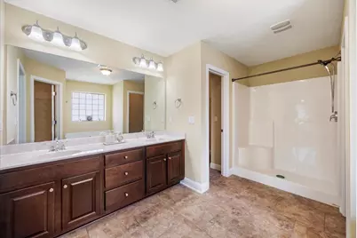 8451 Holley Hills Circle, Navarre, FL 32566 - Photo 40