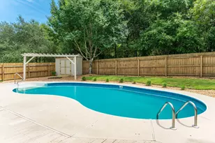 307 Gauntlet Dr, Crestview, FL 32539 - Photo 34
