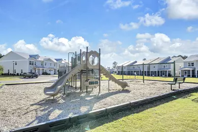 328 Date Palm Lane, Freeport, FL 32439 - Photo 6