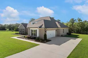 410 Coastal Breeze Dr, Freeport, FL 32439 - Photo 4