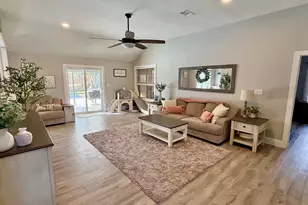 304 Patricia Ln, Fort Walton Beach, FL 32547 - Photo 10
