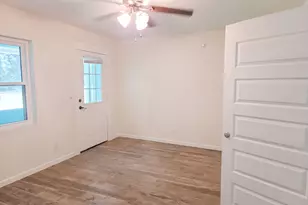 97 Walnut Ave, Defuniak Springs, FL 32435 - Photo 6