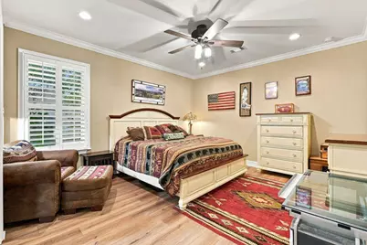 638 NE Country Club Avenue, Fort Walton Beach, FL 32547 - Photo 18