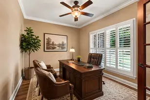 638 NE Country Club Ave, Fort Walton Beach, FL 32547 - Photo 8