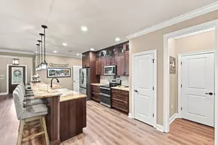 638 NE Country Club Ave, Fort Walton Beach, FL 32547 - Photo 12