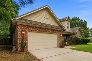 638 NE Country Club Ave, Fort Walton Beach, FL 32547 - Photo 4
