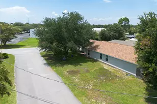 14 2nd St, Shalimar, FL 32579 - Photo 40