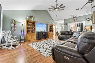 127 Fairway Dr, Crestview, FL 32536 - Photo 12