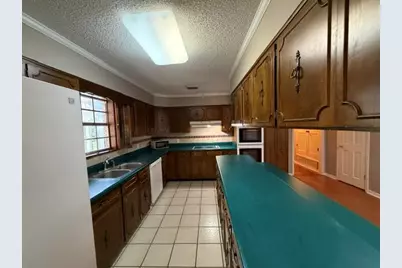 202 Adams Drive, Crestview, FL 32536 - Photo 14