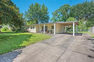 211 Anderson Dr, Mary Esther, FL 32569 - Photo 2