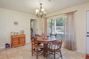 211 Anderson Dr, Mary Esther, FL 32569 - Photo 10