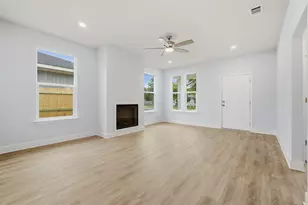 5410 Kee Memorial Dr, Pensacola, FL 32507 - Photo 6