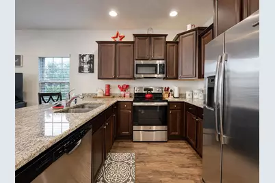 8732 Brown Pelican Circle, Navarre, FL 32566 - Photo 6
