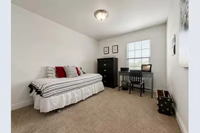 8732 Brown Pelican Circle, Navarre, FL 32566 - Photo 18