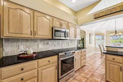 4628 Paradise Isle, Destin, FL 32541 - Photo 8