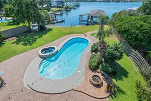 326 SE Brooks St, Fort Walton Beach, FL 32548 - Photo 8
