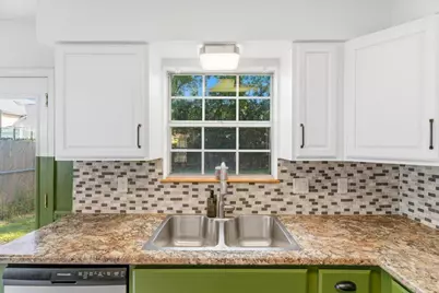 2618 N Windsor Lane, Fort Walton Beach, FL 32547 - Photo 16