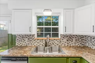 2618 N Windsor Ln, Fort Walton Beach, FL 32547 - Photo 16