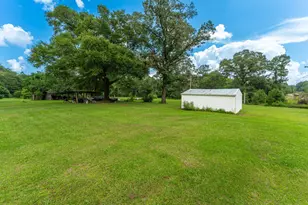1993 Varnum Rd, Laurel Hill, FL 32567 - Photo 8
