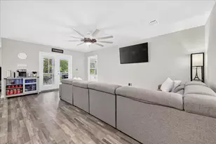 520 Whispering Creek Ave, Freeport, FL 32439 - Photo 10