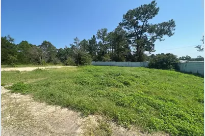 327 Ten Lake Drive, Defuniak Springs, FL 32433 - Photo 2