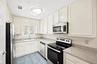 44 Berwick Circle #2, Shalimar, FL 32579 - Photo 6