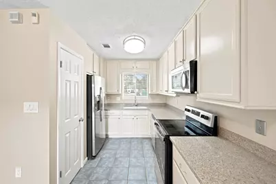 44 Berwick Circle #2, Shalimar, FL 32579 - Photo 8