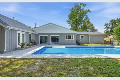 390 Davenport Avenue, Valparaiso, FL 32580 - Photo 4