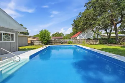 390 Davenport Avenue, Valparaiso, FL 32580 - Photo 8