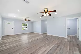 390 Davenport Ave, Valparaiso, FL 32580 - Photo 16