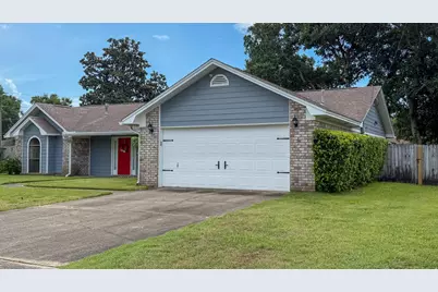 66 North Street, Mary Esther, FL 32569 - Photo 2