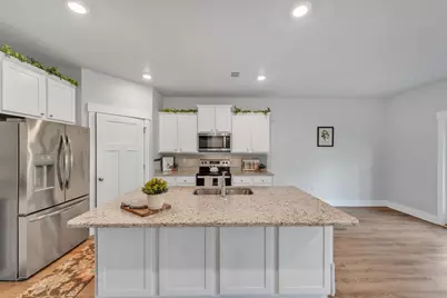 6082 Carina Road, Crestview, FL 32539 - Photo 10