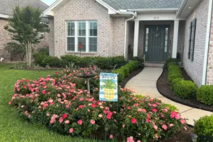 613 Tulip Tree Way, Niceville, FL 32578 - Photo 2