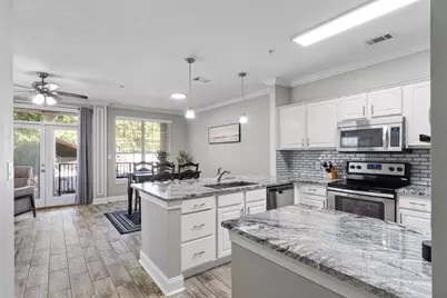 159 SE Brooks Street #207, Fort Walton Beach, FL 32548 - Photo 2