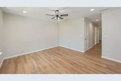 399 E Railroad Avenue, Crestview, FL 32539 - Photo 6