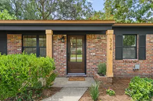 324 SW Harbor Pl, Fort Walton Beach, FL 32548 - Photo 2