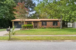 324 SW Harbor Pl, Fort Walton Beach, FL 32548 - Photo 4