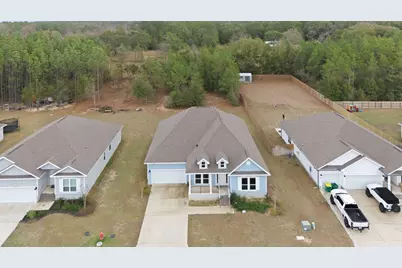 2452 Dakota Way, Crestview, FL 32536 - Photo 2