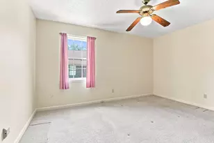 102 NW Cape Dr, Fort Walton Beach, FL 32548 - Photo 24