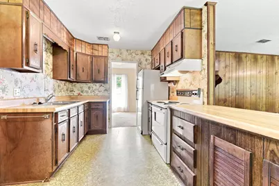 102 NW Cape Drive, Fort Walton Beach, FL 32548 - Photo 18