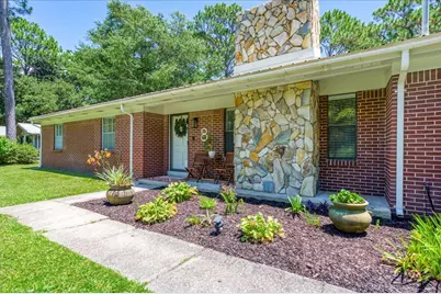 8 Longwood Drive, Shalimar, FL 32579 - Photo 2