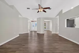 2487 Heritage Cir, Navarre, FL 32566 - Photo 20