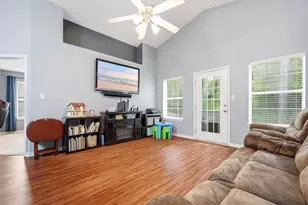 8595 Wilburn Cove, Navarre, FL 32566 - Photo 12