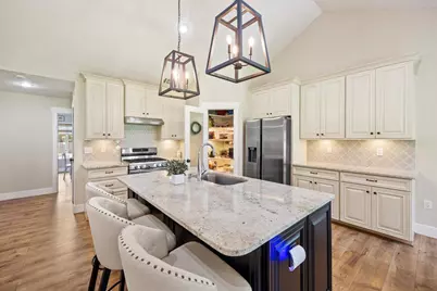 6886 Fernandina Road, Navarre, FL 32566 - Photo 12