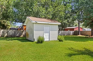 6886 Fernandina Rd, Navarre, FL 32566 - Photo 44